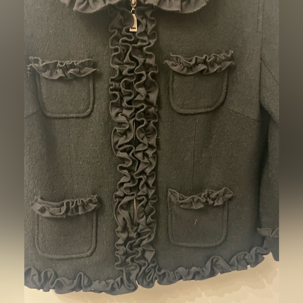 Mac & Jac Black Ruffled Women's Jacket - Picture 5 of 11